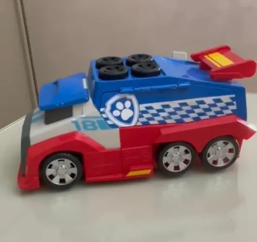 Carro Patrulha Canina