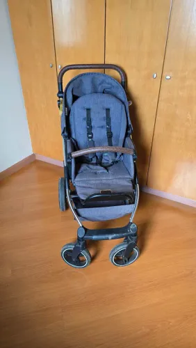 Carrinho de bebê ABC Design Merano 4 - com bebê conforto