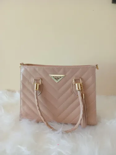 Bolsa feminina, tamanho médio