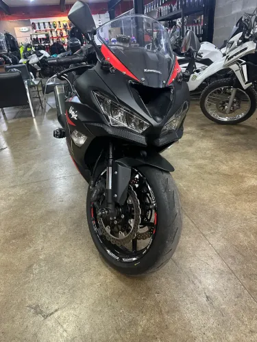 NINJA ZX-6R 636 2021