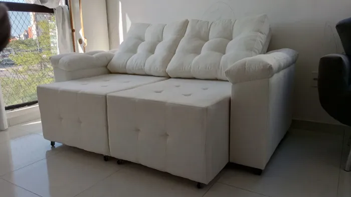 Sofá retrátil e reclinável 