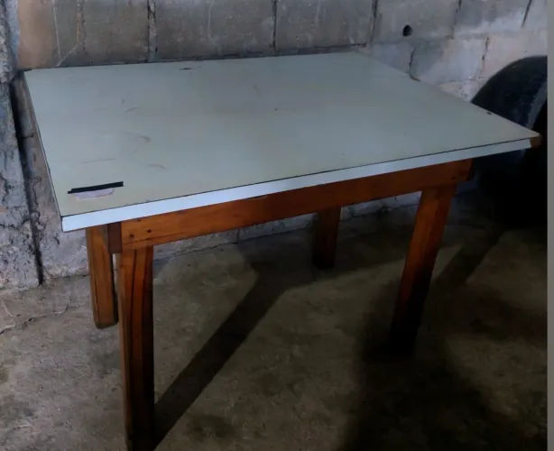 Mesa madeira