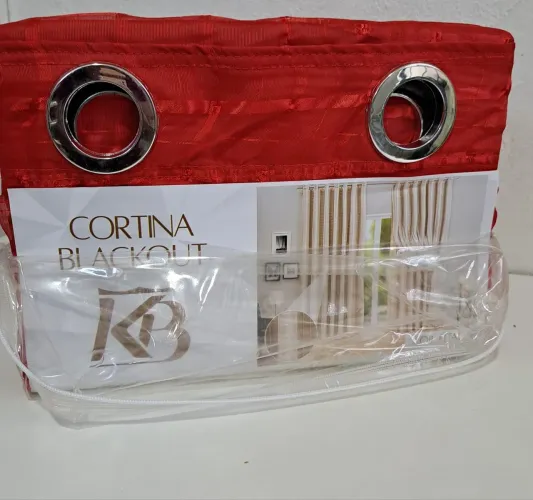 CORTINA PARA JANELA FITADA<br>Dinheiro R$ 160,00  ?<br>Cartão R$ 180,00 em até 2x sem juros ?