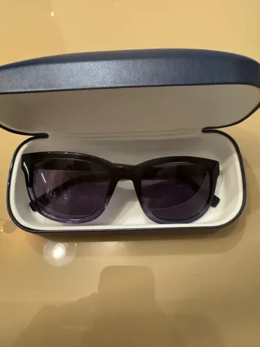 Óculos de Sol Elegantes - Proteção e Estilo