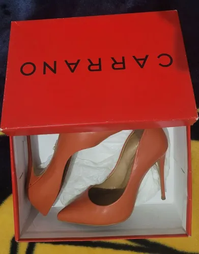scarpin carrano de couro, tam 36