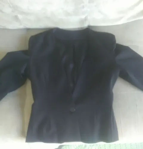 Blazer e calça social feminina pouco uso.
