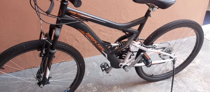 Bicicleta Excelente estado  ** Oportunidade facilito pagamento cartão 3 vezes 