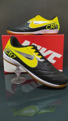 Chuteira Futsal