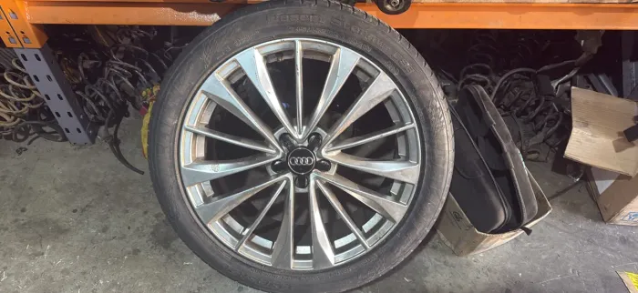 Rodas de liga leve Aro 20 com pneus bons divido no cartao