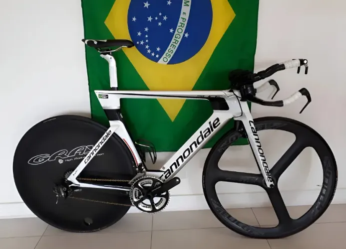Bicicleta Cannondale TT/Triathlon RS Hi-Mod 54cm sem rodas