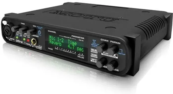 MOTU ULTRALITE MK3 HYBRID 