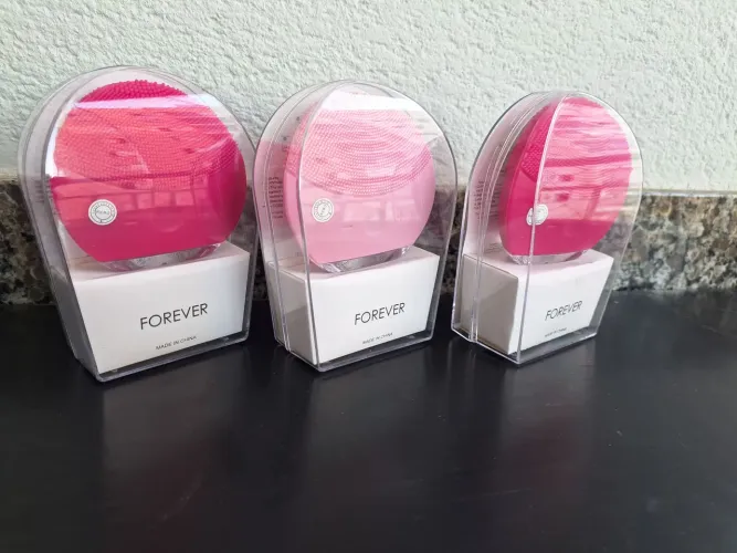 Lote de 3 Esponjas de Limpeza Facial FOREVER - Nova e Original!