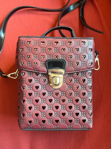 Bolsa Chenson Com Fivela