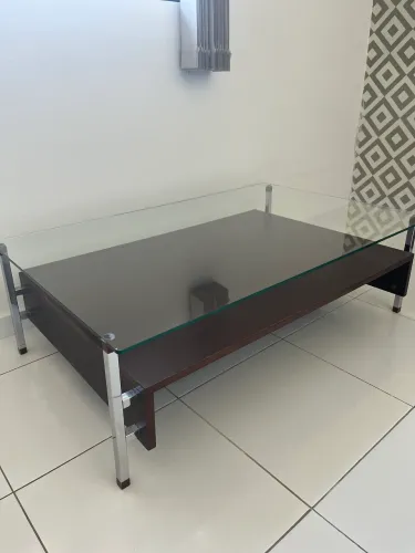 Mesa de centro vidro e madeira maciça 