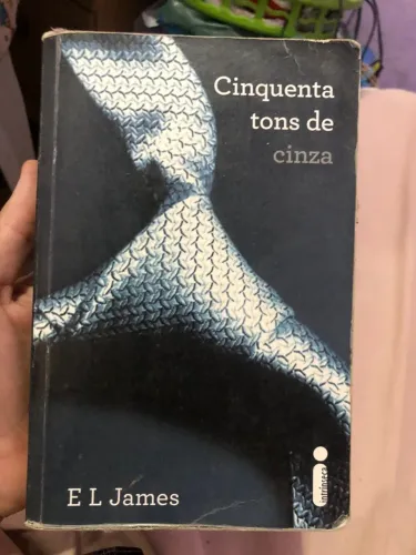 Cinquenta Tons de Cinza