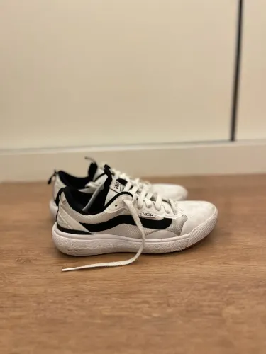 tênis vans ultrarange exo