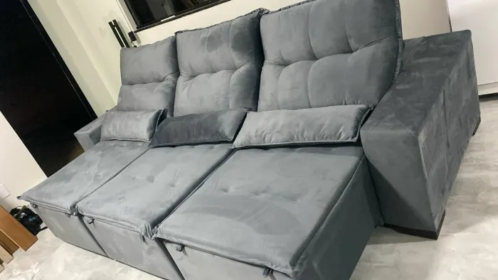 Sofá Modular Cinza Confortável e Espaçoso