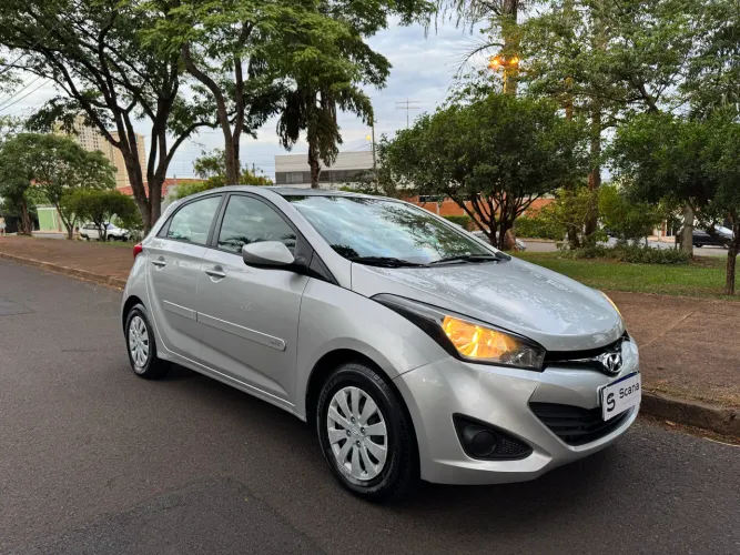 HB20 Automático 1.6 2015 - novinho