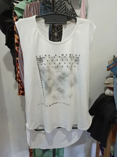 Blusa Marisa Tam G em ótimo estado