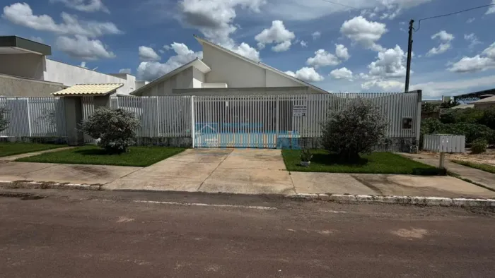 A venda Imóvel Residencial - LC - Centro - Água Boa - MT