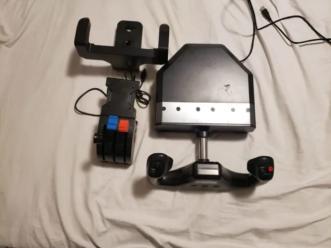Sistema de simulação de voo Logitech Flight Yoke system, perfeito estado 