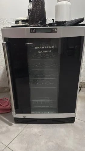 Adega Brastemp gourmand 30 garrafas