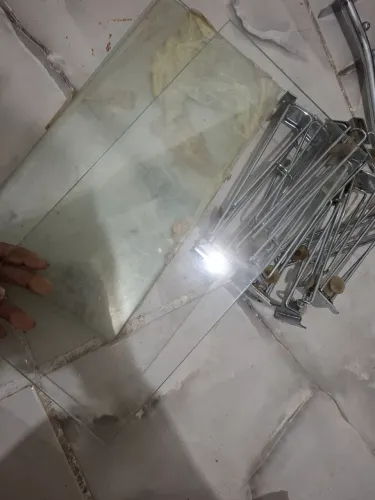 Prateleiras de vidro 