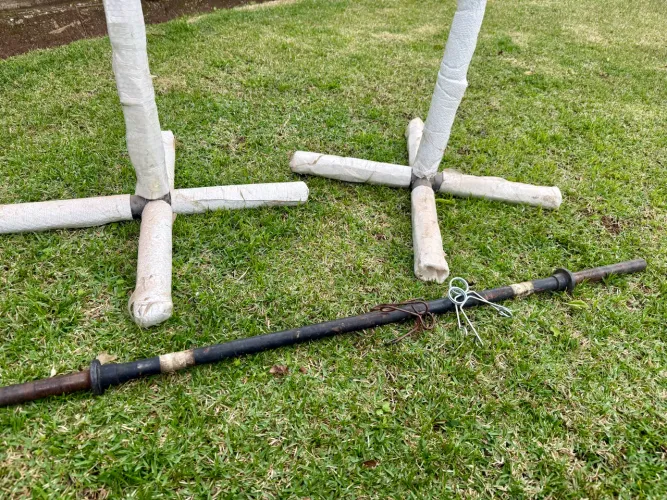 Kit Musculação - 2 Cavaletes + Barra Reta + Barra W + Presilhas
