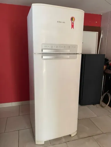 Geladeira Electrolux 430L