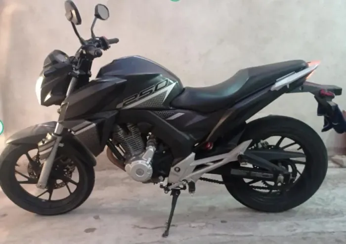?IMPERDÍVEL? HONDA CB 250F TWISTER ABS 2022 ? ÚNICO DONO