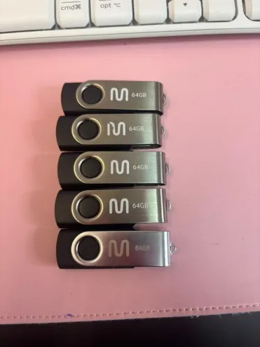 Kit 5 Pen Drives Multilaser 64GB USB Giratório 320GB