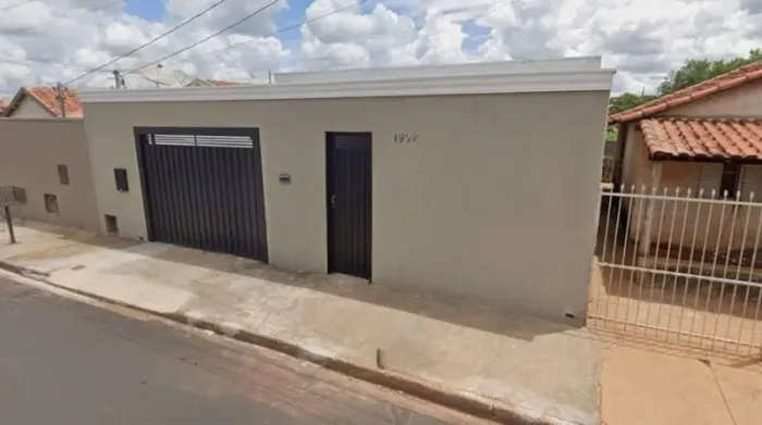 Casa 233m² com Terreno 300m² | Frutal-MG | Ipê Amarelo | Oportunidade - Próx. à Av. Rio de
