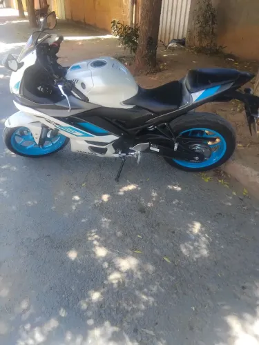 Yzf R3 321 cilindradas 24/25