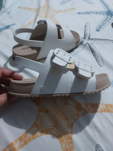 Mini melissa semi nova