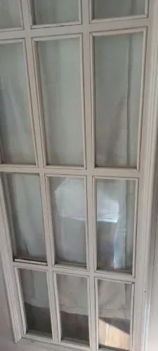 Porta com vidros