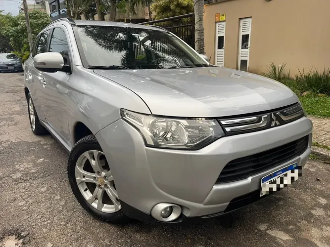 Mitsubishi Outlander 2.0 16V 160cv Aut. 2015