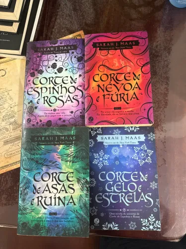 Coleção Corte de Espinhos e Rosas 
