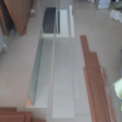 2 tiras de espelhos 240 cm x 27 cm x 3mm espessura. A tira mais fina é grátis!
