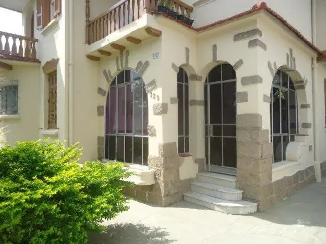 Casarão no Gonzaga com 819 m²