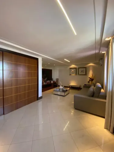 VENDO APARTAMENTO NO EDIFÍCIO RAVENNA PARK