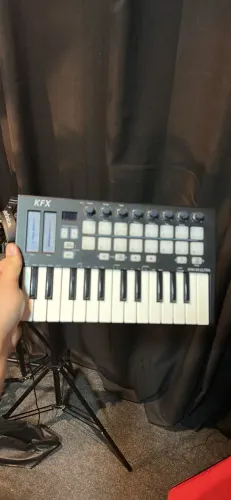 Controlador Midi KFX 25 TECLAS