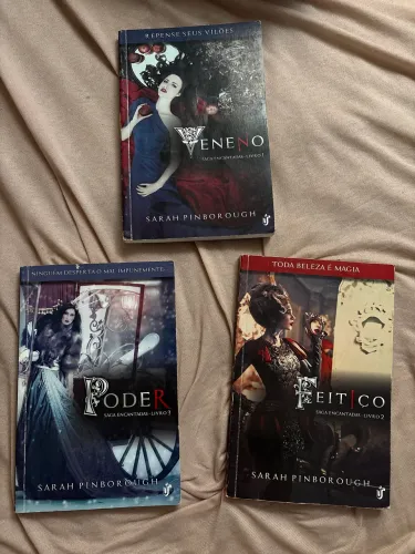 Trilogia ?Saga Encantadas?