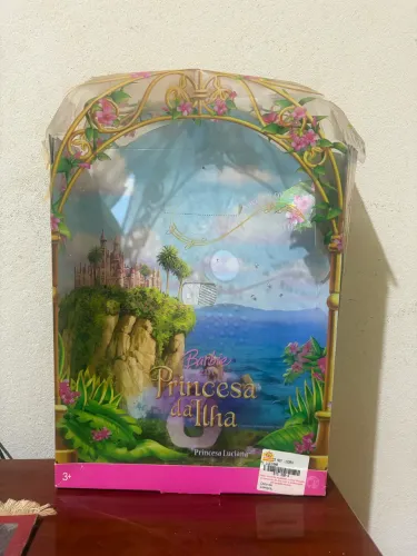 Barbie princesa da ilha Luciana 