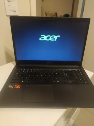 Notebook Acer Aspire 3 AMD Ryzen, 8GB, 1TB, 15.6" Bem Conservado