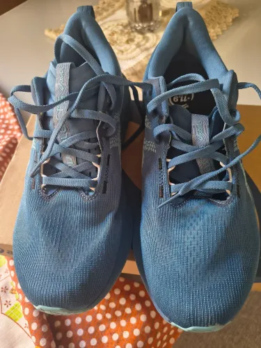 Asics novablast 5