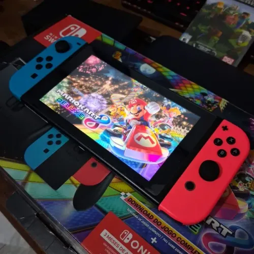 Nintendo Switch V2 completo + 1 jogo