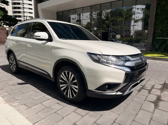 Mitsubishi Outlander HPE 2.0 16V 5P Aut. 2019