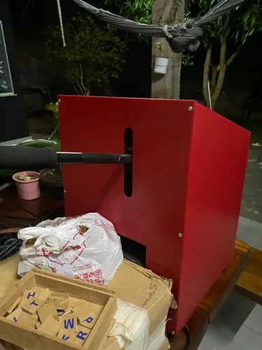 Máquina de fazer chinelo