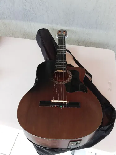 Violão nylon