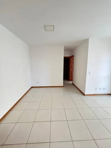 Apartamento para alugar com 75m² na Praia de Itapuã Vila Velha